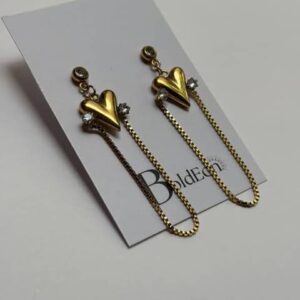 Hearth dangle earrings