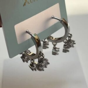 Dangle Diamond earrings