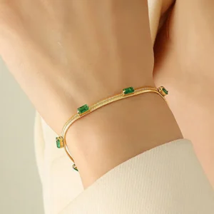Green stone bracelet