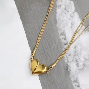 Separable heart necklace